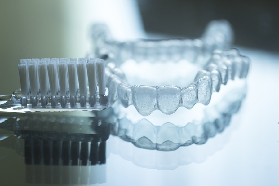 How Does Invisalign Work? Ultimate Clear Aligners Guide